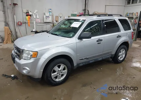 2010 Ford Escape Xlt из США, поврежденный, VIN 1FMCU9D7XAKB95166